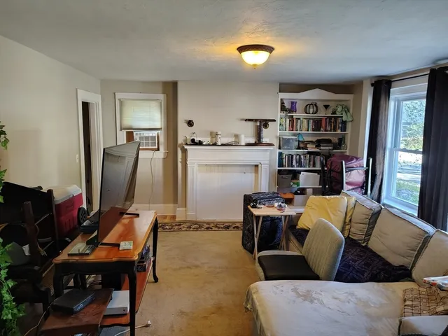 $699,995 | 73 Main Street, Pepperell, MA 01463