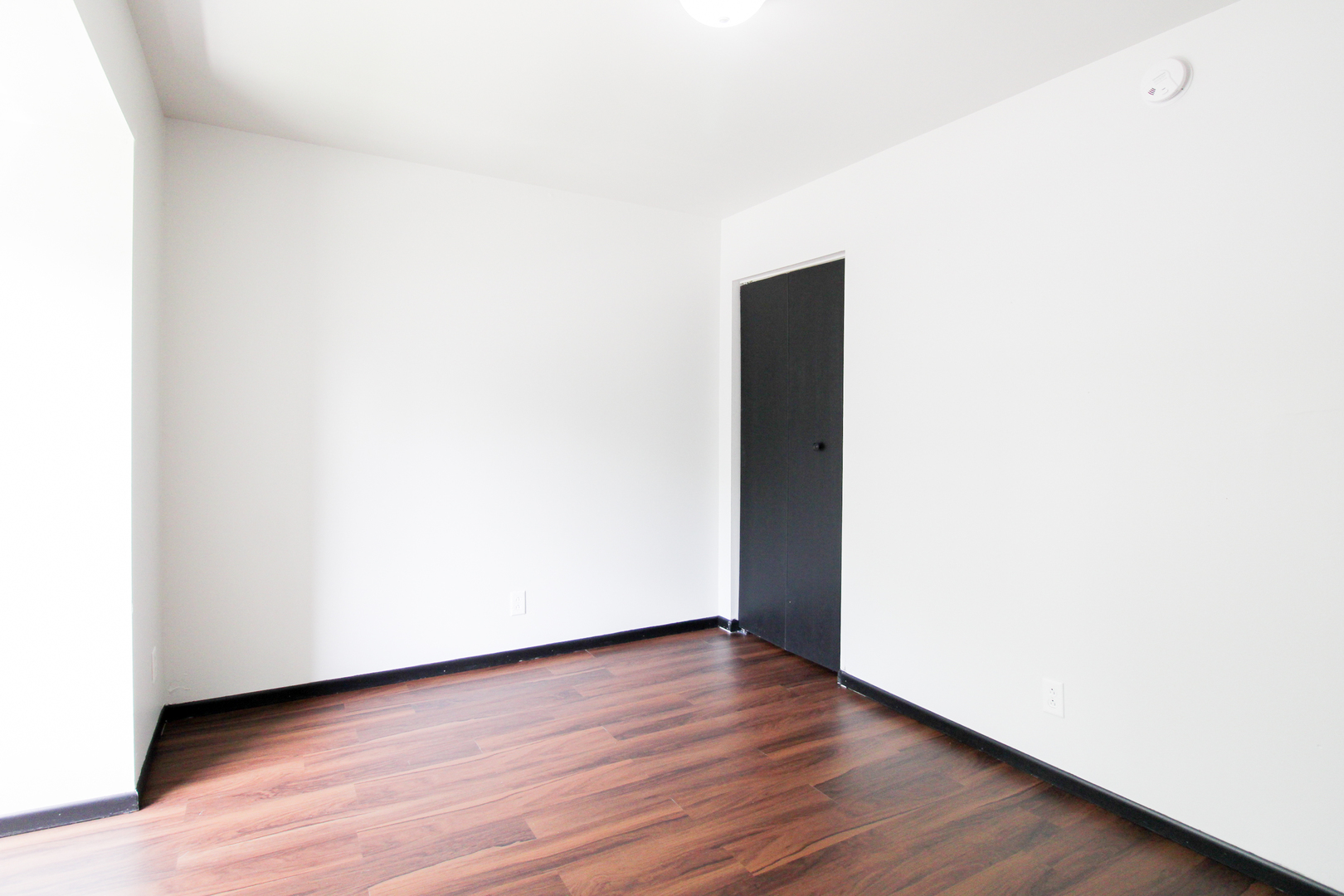 2008 Vawter Street, Unit 201 Urbana, IL 61801 - Photo 10 of 19 a view of an empty room