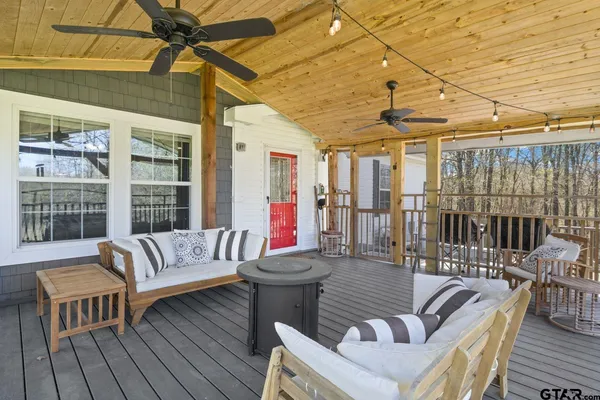 $284,000 | 535 Northeast County Road 2060, Mount Vernon, TX 75457
