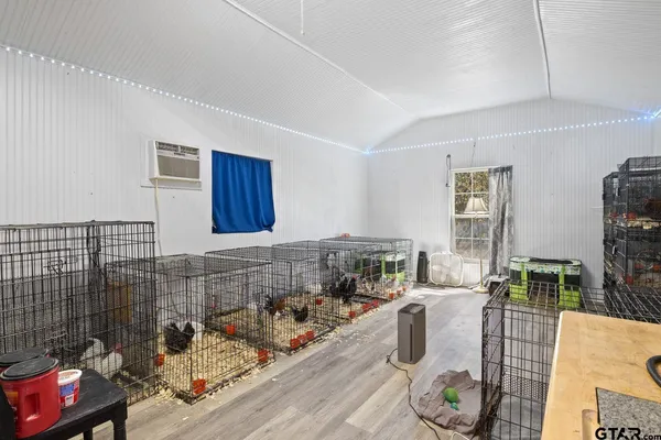 $284,000 | 535 Northeast County Road 2060, Mount Vernon, TX 75457