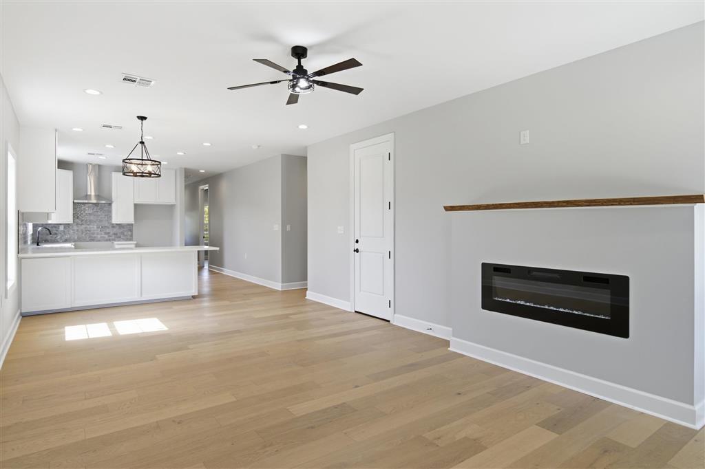 905 West Sale Road Lake Charles, LA 70605 - Photo 8 of 22 Gallery Image 8