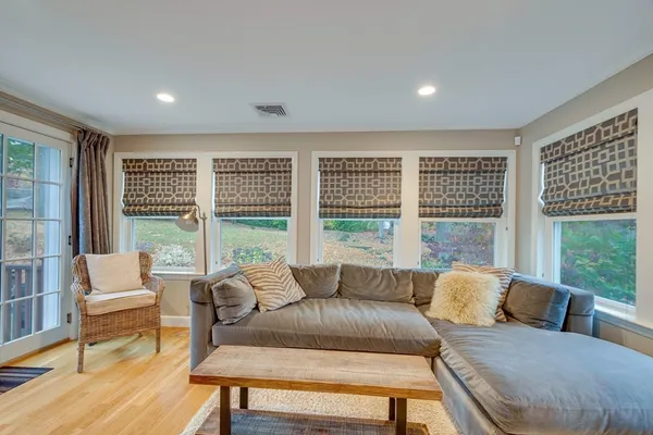 $1,749,000 | 29 Pilgrim Drive, Winchester, MA 01890
