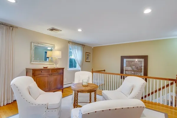 $1,749,000 | 29 Pilgrim Drive, Winchester, MA 01890