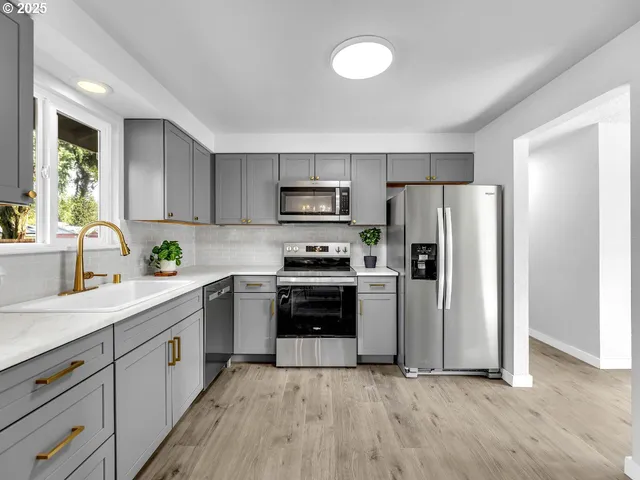 $450,000 | 14912 Northeast 39th Street, Vancouver, WA 98682