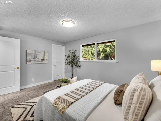 $450,000 | 14912 Northeast 39th Street, Vancouver, WA 98682