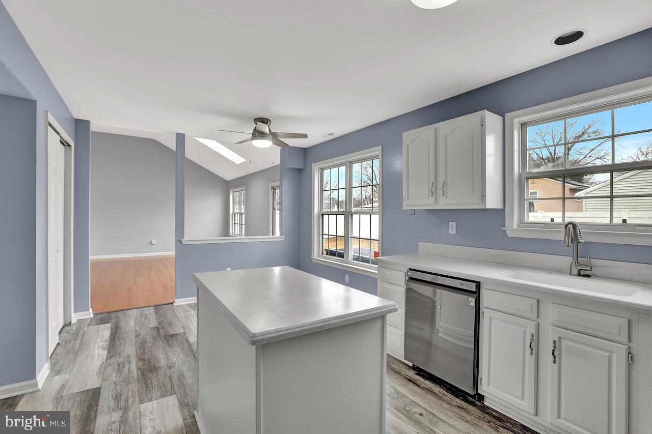 34 London Road Burlington, NJ 08016 - Photo 13 of 36 Kitchen