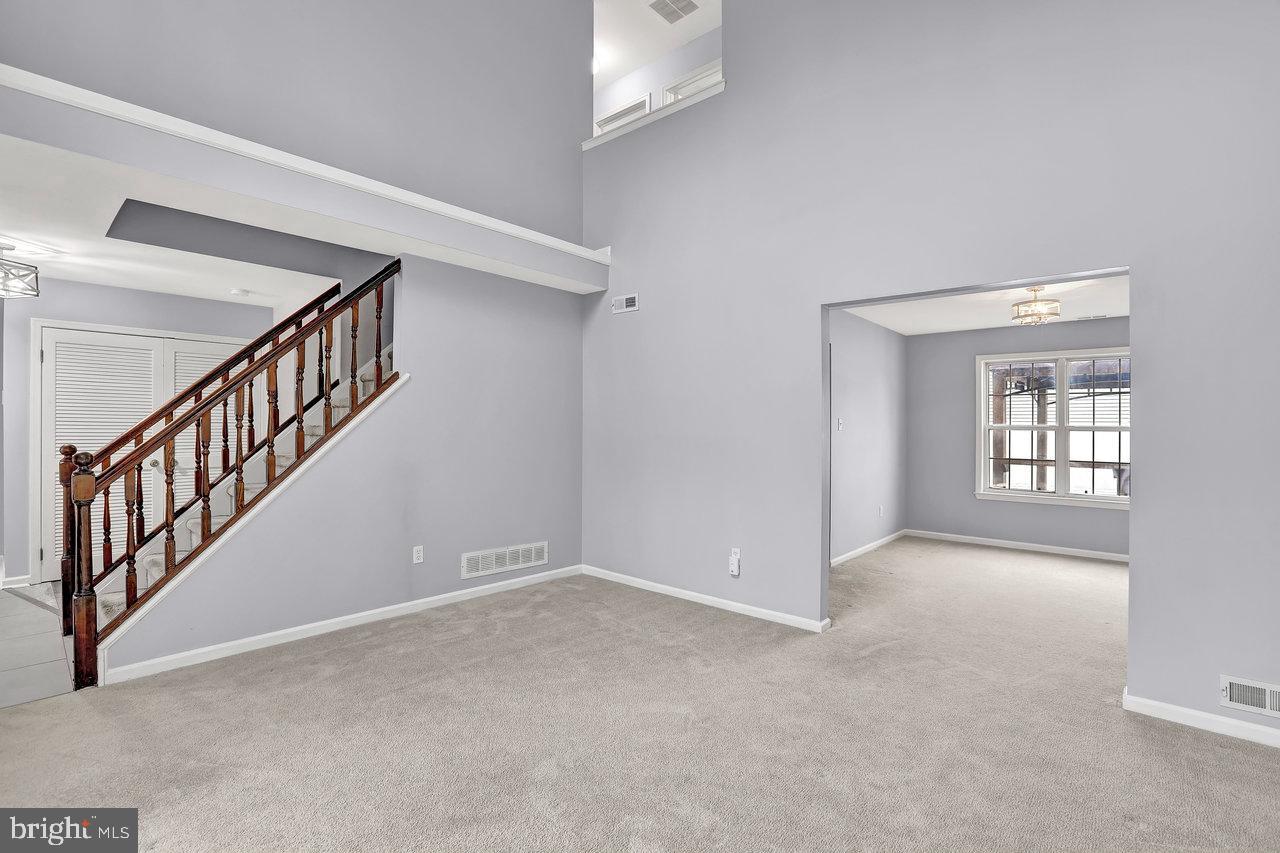 34 London Road Burlington, NJ 08016 - Photo 3 of 36 Living Room with loft view