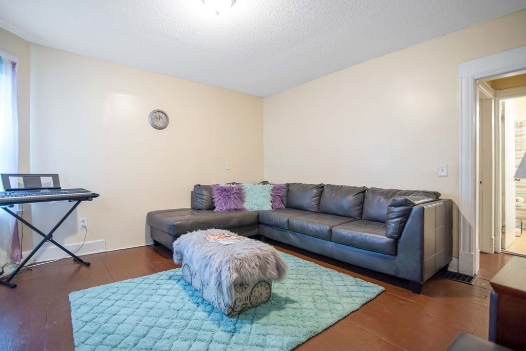 253-255 Mill Street Springfield, MA 01108 - Photo 4 of 26 Gallery Image 4