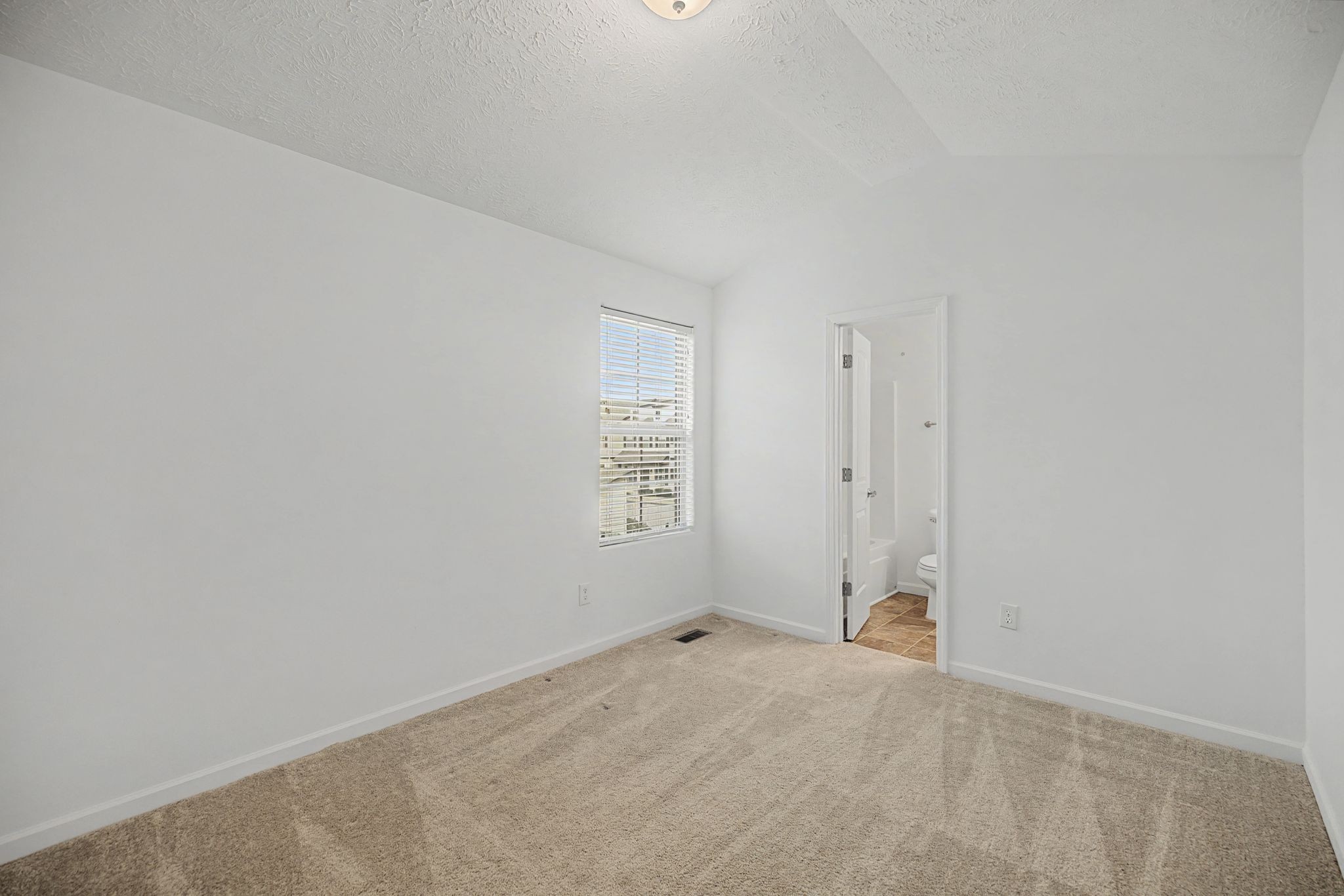 5304 Dan Post Way Murfreesboro, TN 37128 - Photo 22 of 32 a view of an empty room