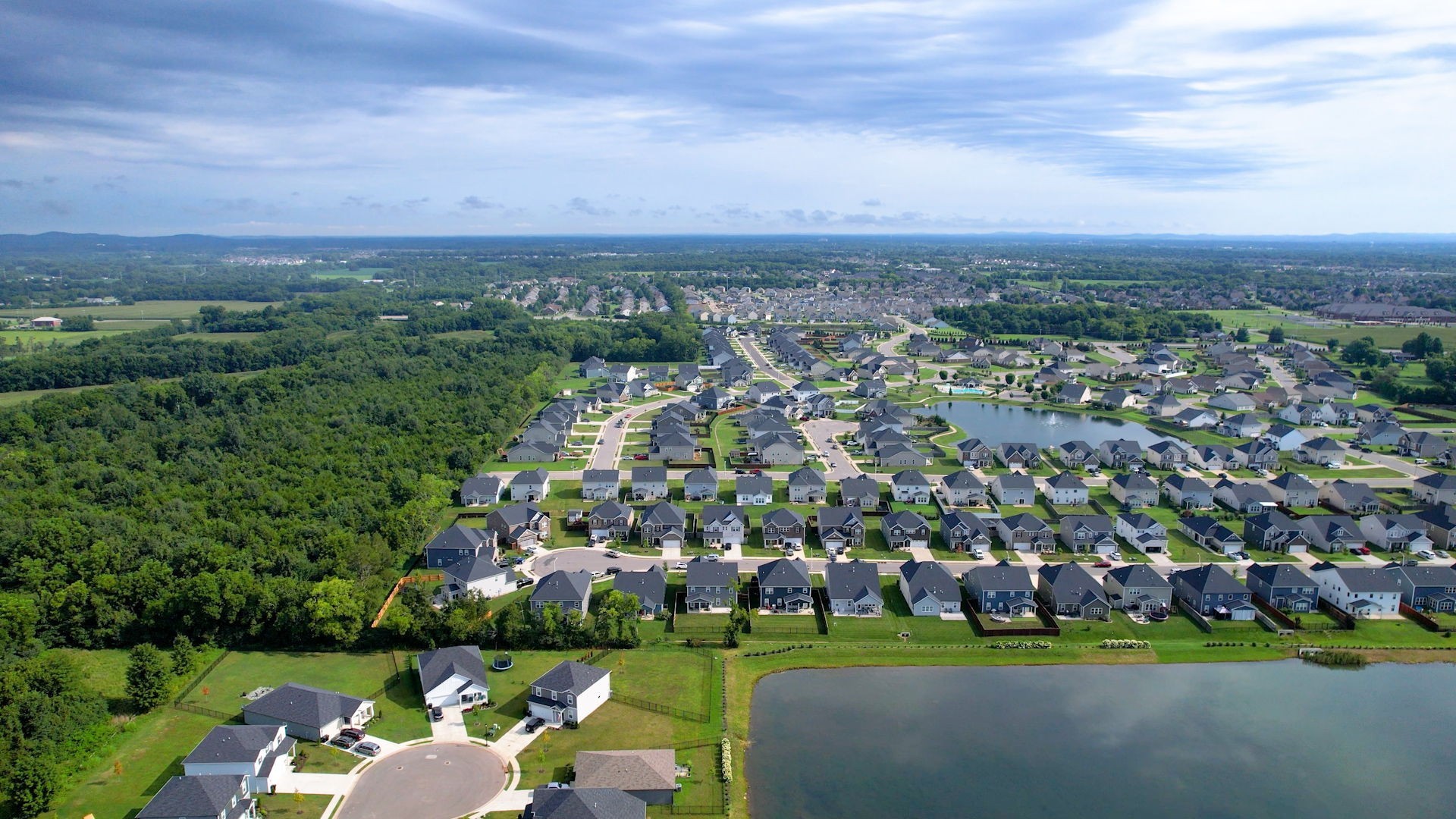 3738 Magpie Lane Murfreesboro, TN 37128 - Photo 40 of 42 an aerial view of a house with a yard
