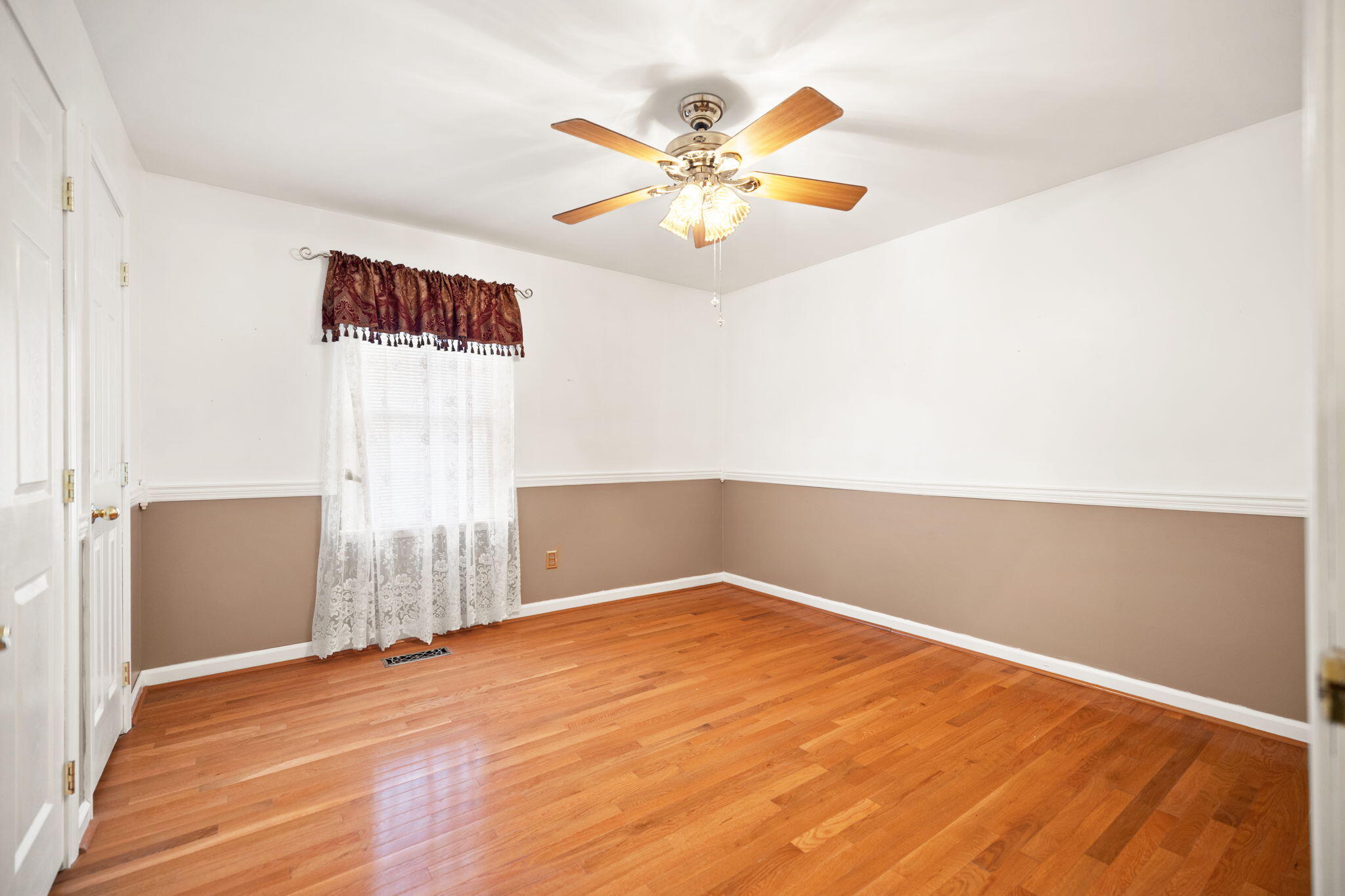 40 Burr Road Mount Vernon, KY 40456 - Photo 2 of 51 2-web-or-mls-118A2193 - Copy