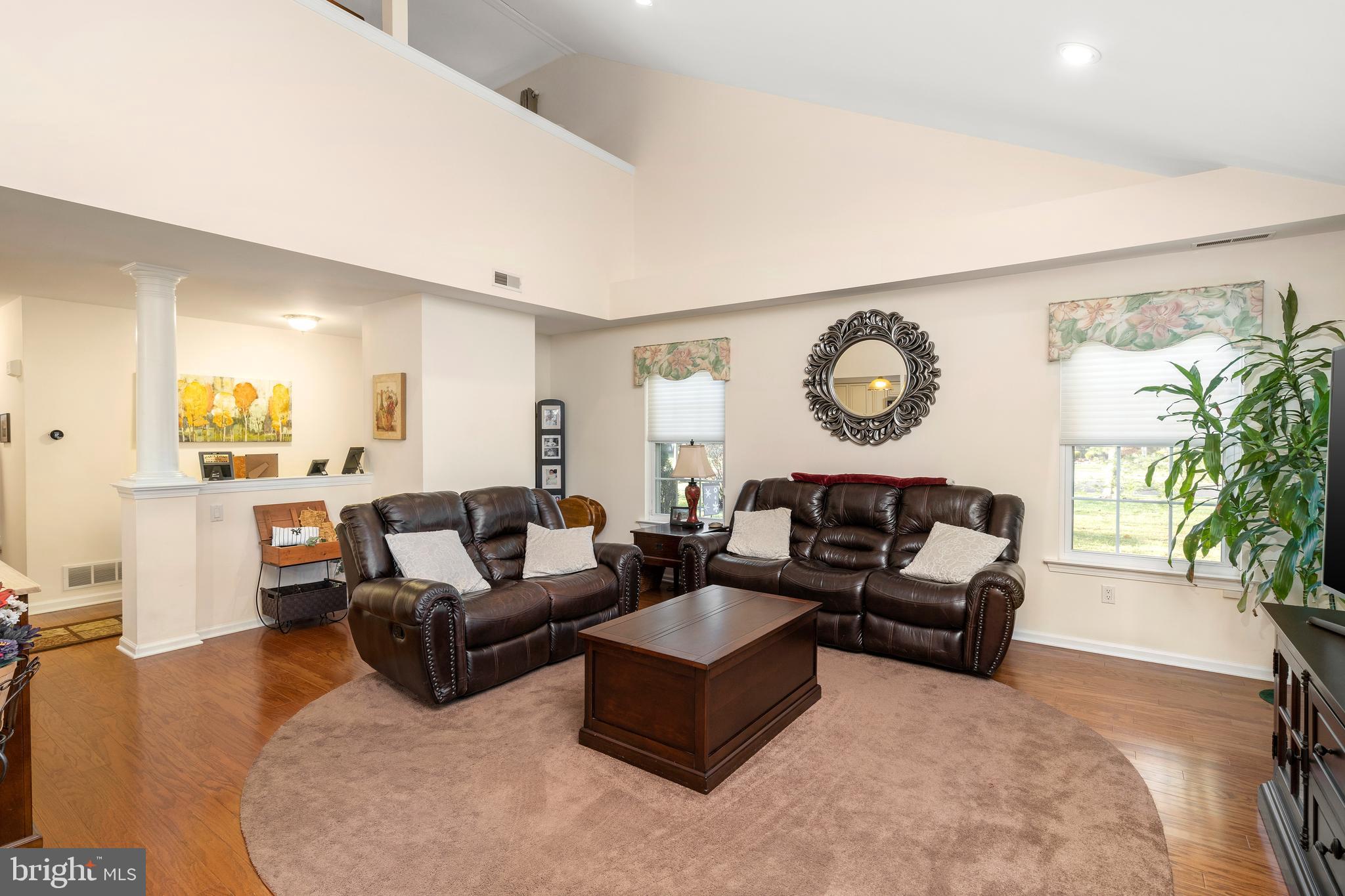 3 Pizzullo Road Hamilton, NJ 08690 - Photo 8 of 33 Family/Living Room