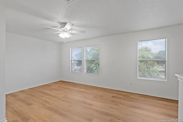 $294,500 | 501 Gatewood Briar, Cibolo, TX 78108