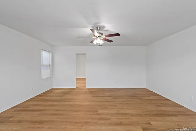 $294,500 | 501 Gatewood Briar, Cibolo, TX 78108