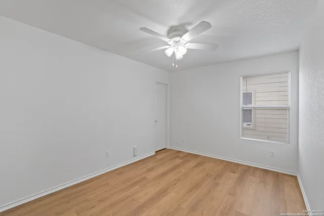 $294,500 | 501 Gatewood Briar, Cibolo, TX 78108