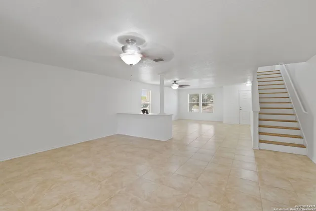 $294,500 | 501 Gatewood Briar, Cibolo, TX 78108