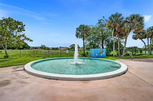 a view of outdoor space yard and green space