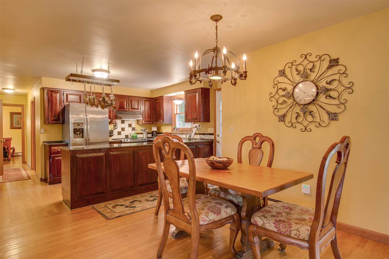 17 Pettingale Road Amherst, NH 03031 - Photo 6 of 29