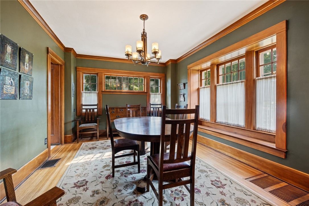 156 Windemere Road Rochester, NY 14610 - Photo 8 of 50 Gallery Image 8