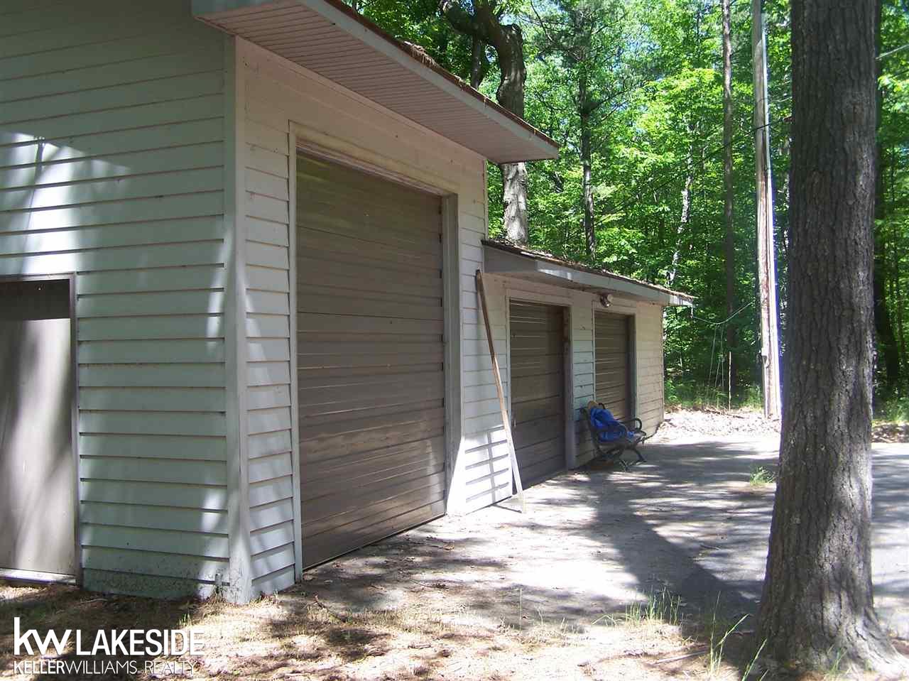10333 Kay Ray Road Williamsburg, MI 49690 - Photo 18 of 69