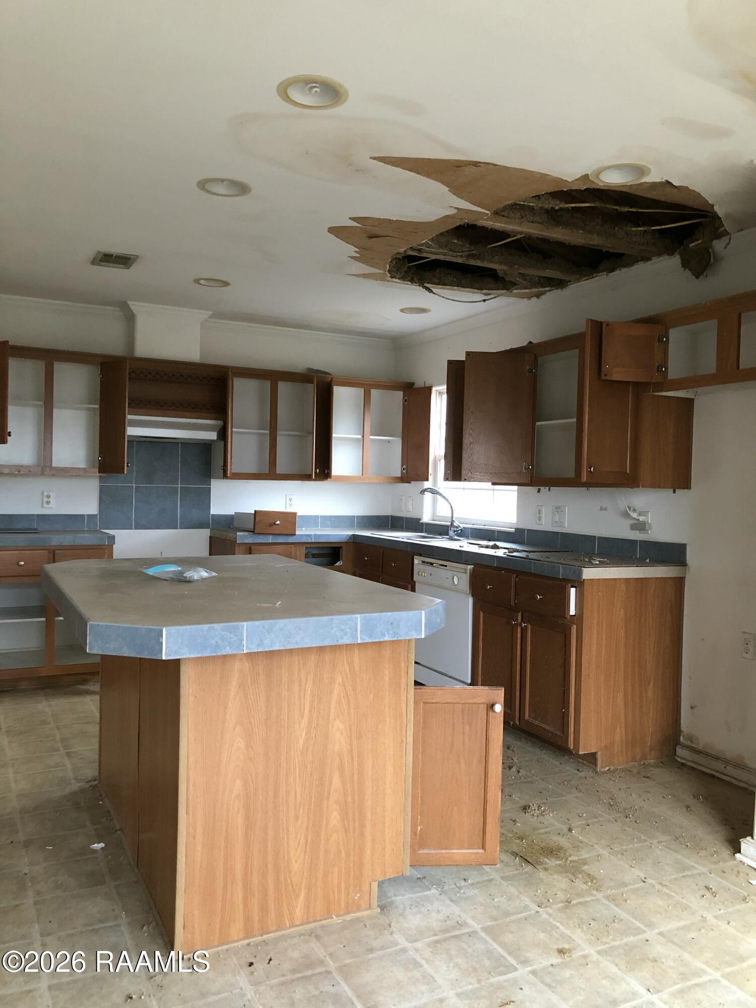 15702 Pershing Road Kaplan, LA 70548 - Photo 4 of 16 15702 W Pershing Rd