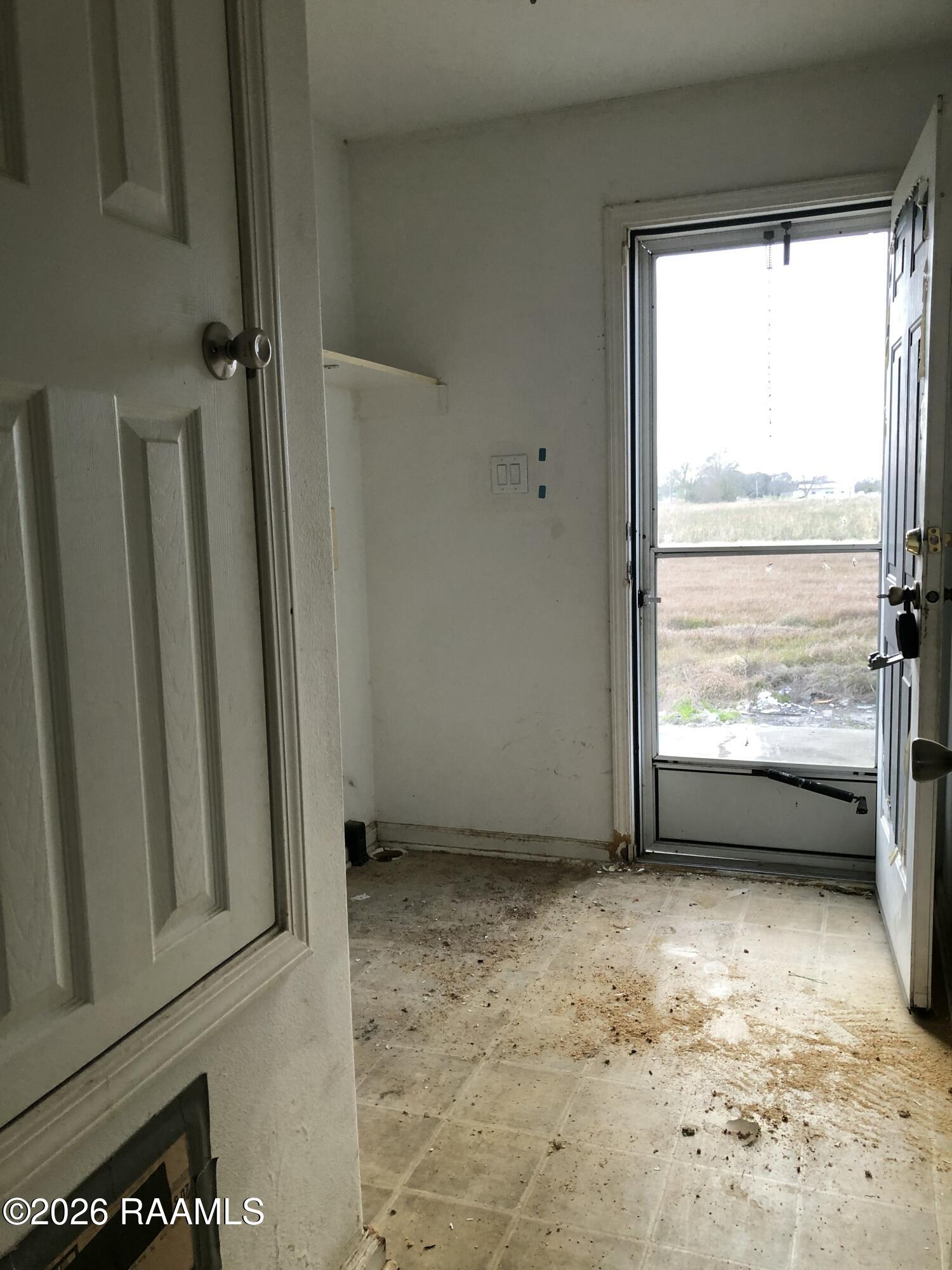 15702 Pershing Road Kaplan, LA 70548 - Photo 8 of 16 15702 W Pershing Rd