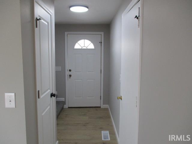 815 Larch Lane Fort Wayne, IN 46825 - Photo 7 of 24