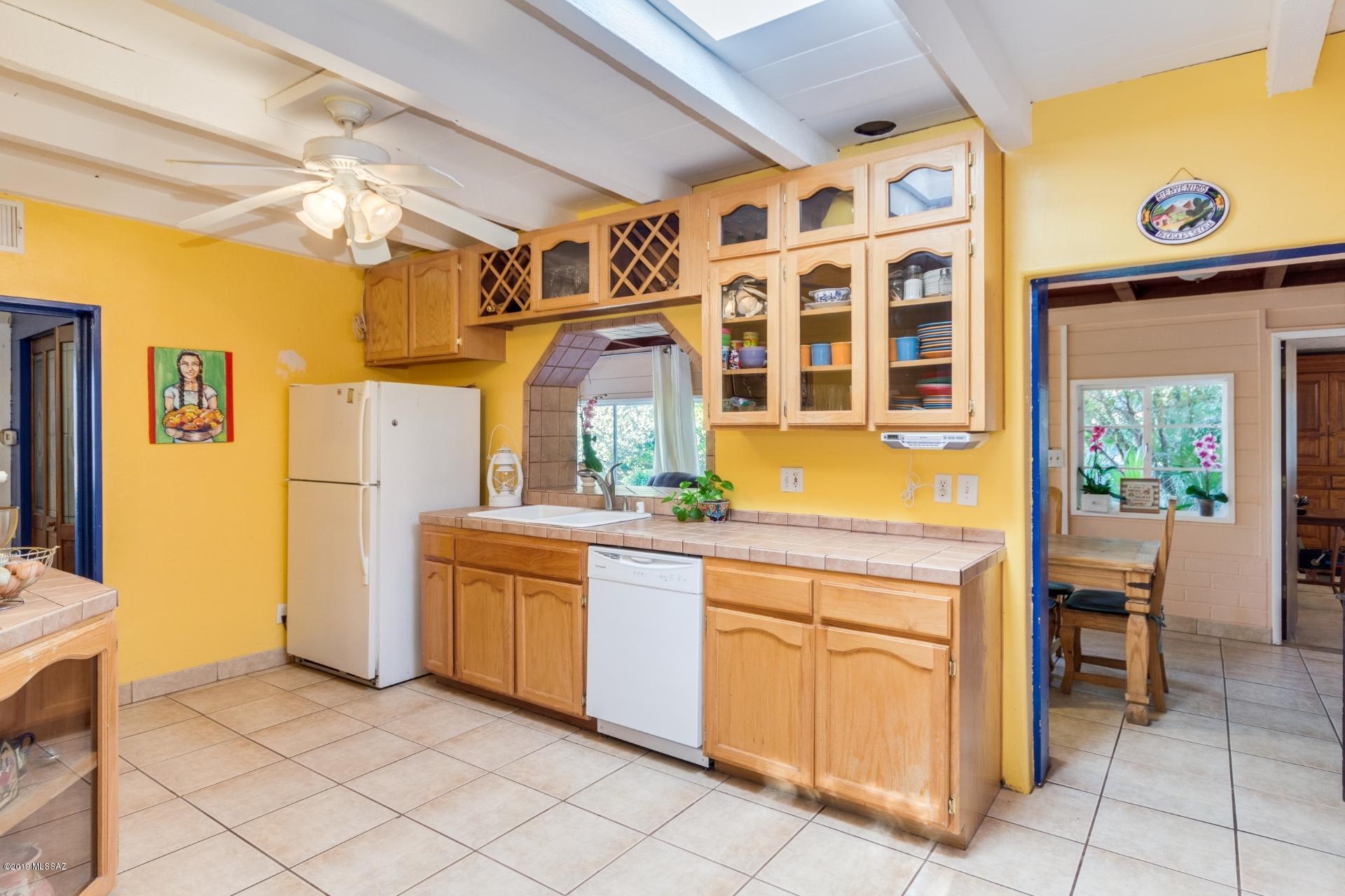 9350 North Shannon Road Tucson, AZ 85742 - Photo 16 of 37