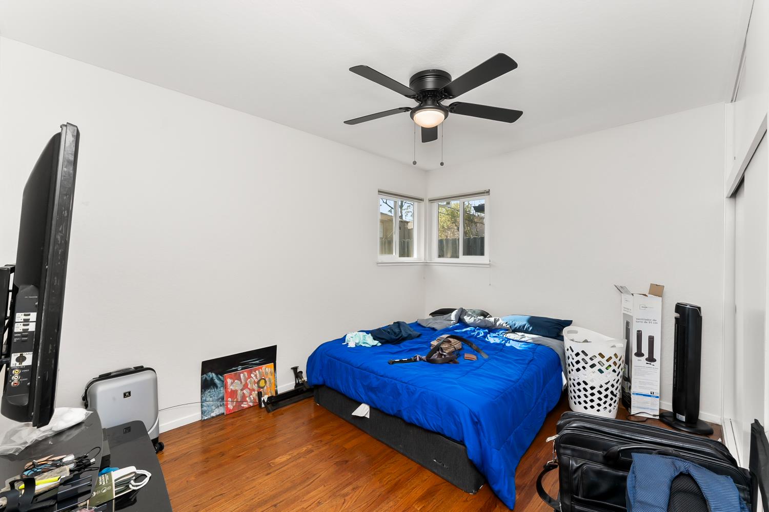 3620 Sean Drive Sacramento, CA 95821 - Photo 15 of 23 a bed room with a bed window and a mirror