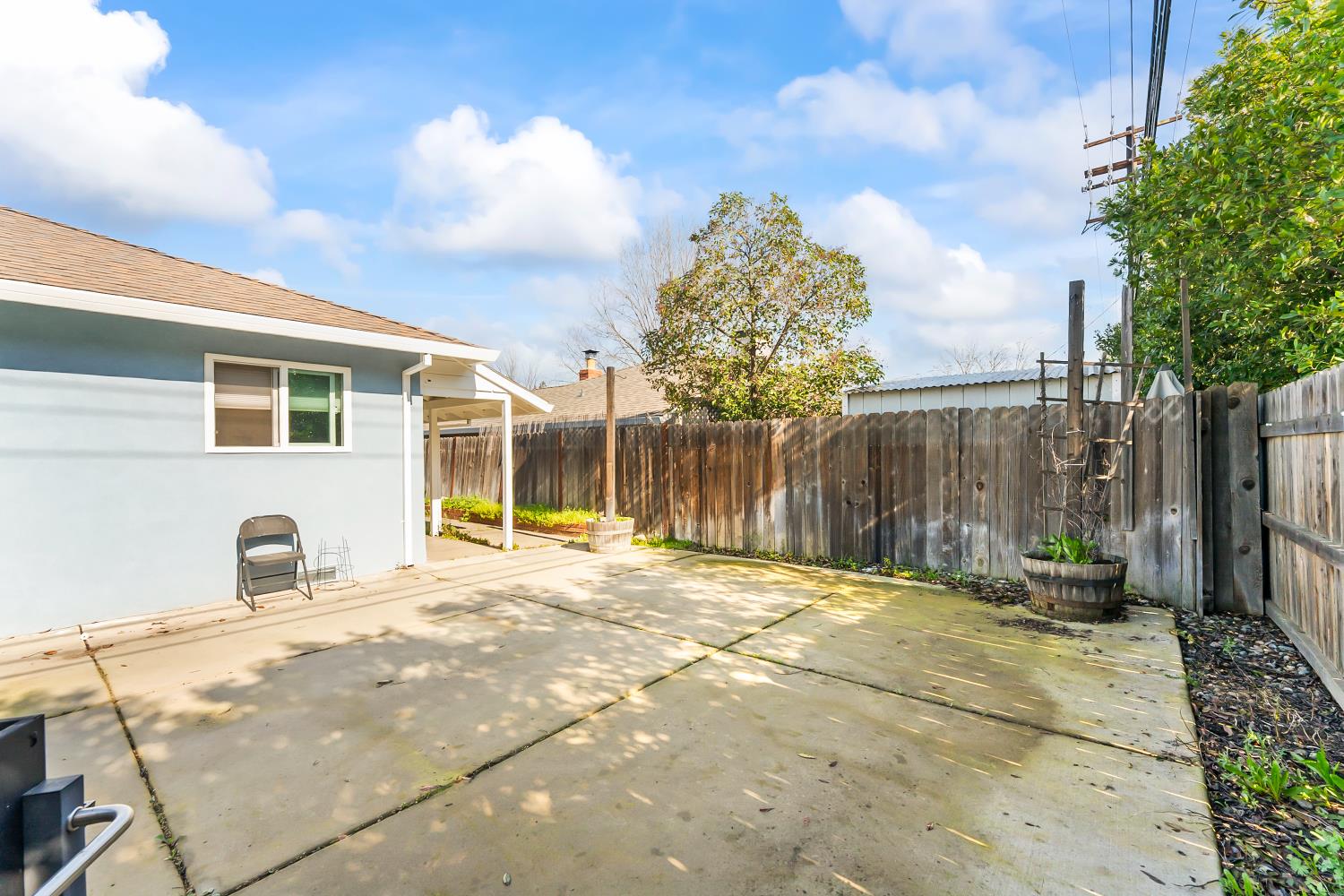 3620 Sean Drive Sacramento, CA 95821 - Photo 22 of 23 a backyard of a house