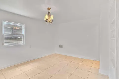 $420,000 | 419 West William David Parkway, Metairie, LA 70005