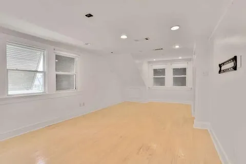 $420,000 | 419 West William David Parkway, Metairie, LA 70005