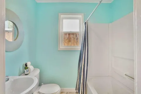 $420,000 | 419 West William David Parkway, Metairie, LA 70005