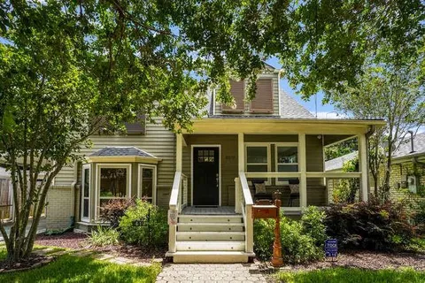 $420,000 | 419 West William David Parkway, Metairie, LA 70005