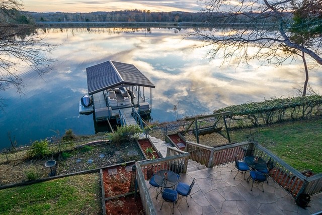 812 Burton Point Road Mount Juliet, TN 37122 - Photo 7 of 29 a view of a couches on the roof deck