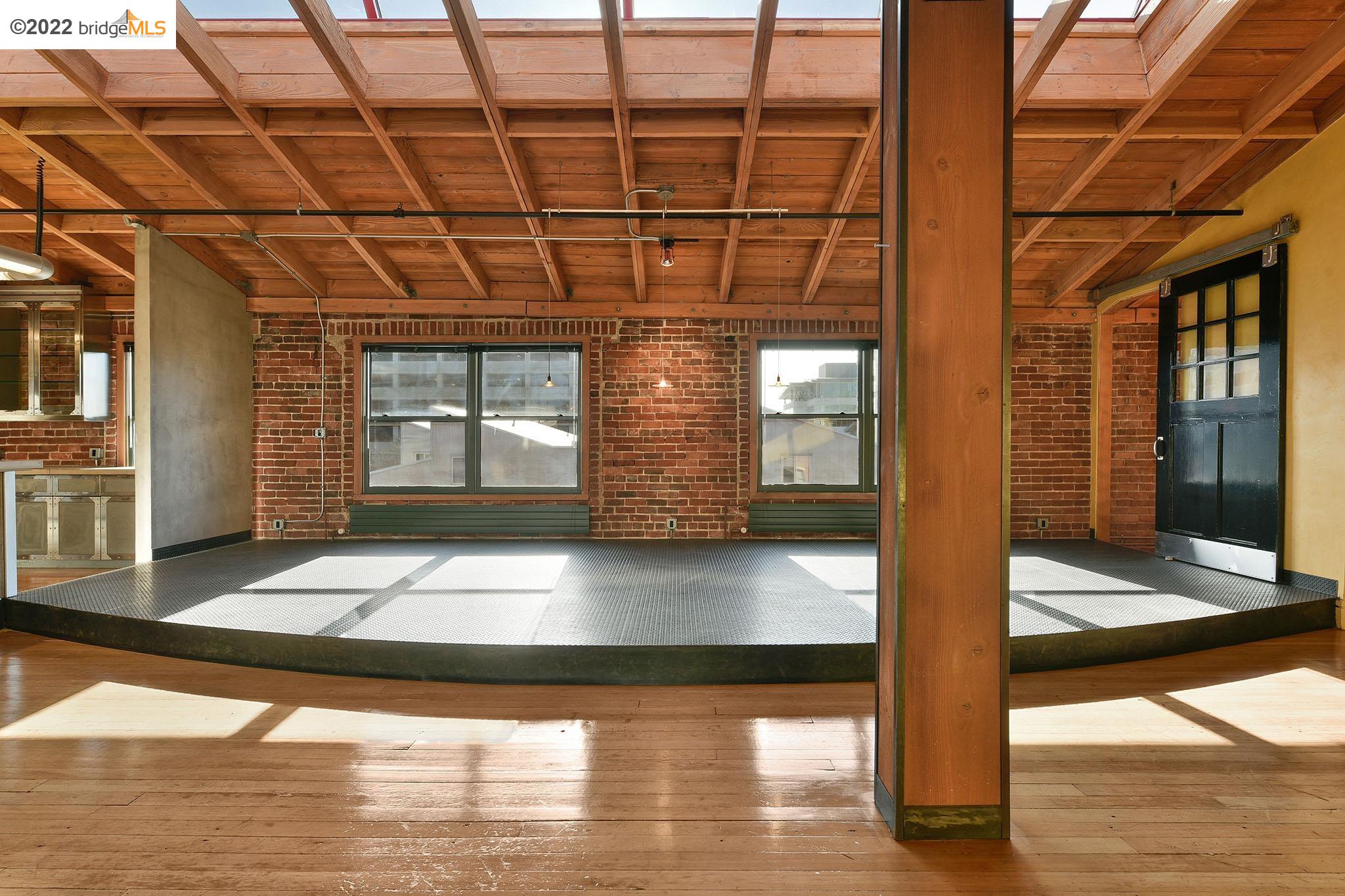 299 3rd Street, Unit 3RD F Oakland, CA 94607 - Photo 18 of 55