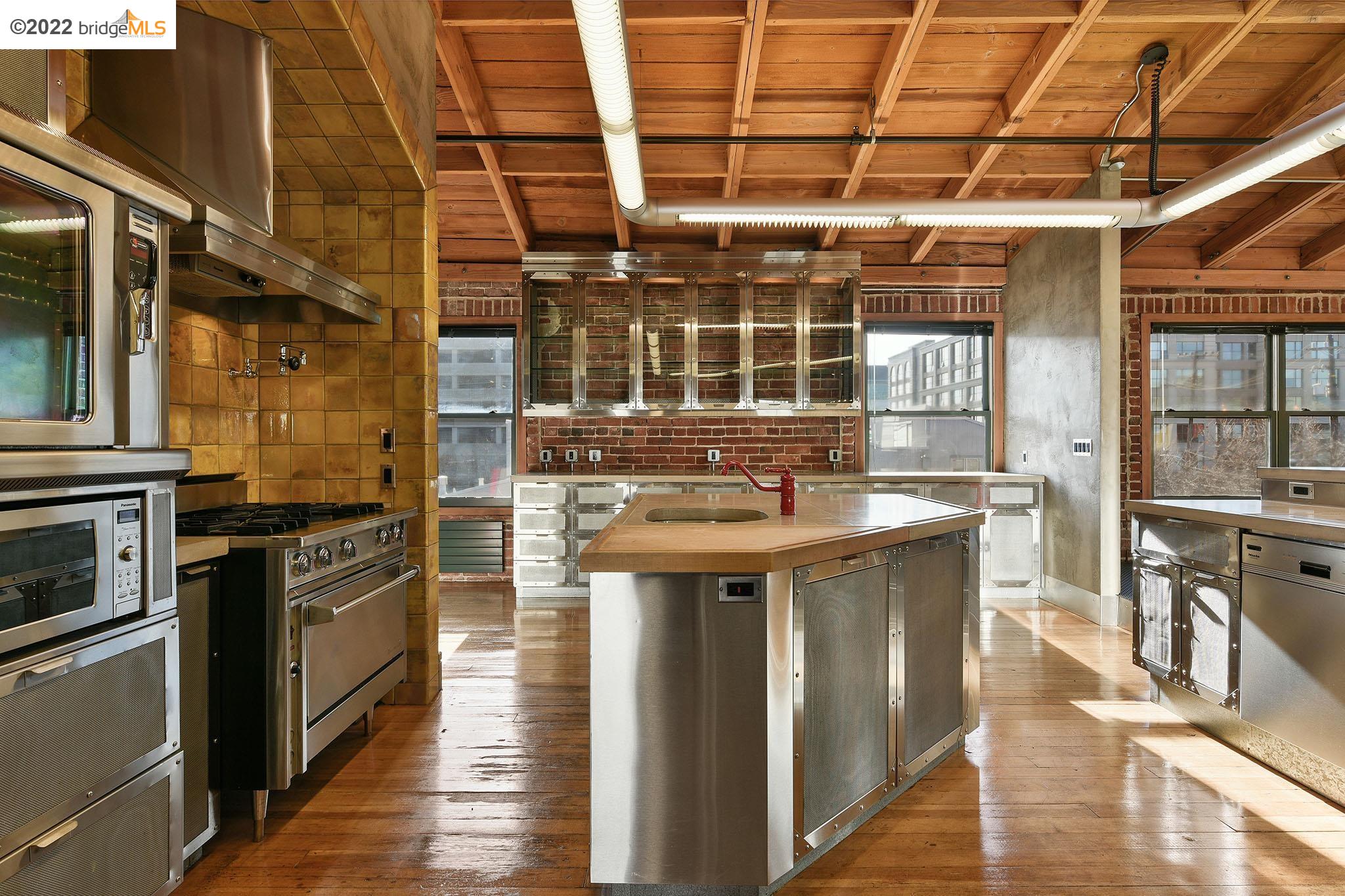 299 3rd Street, Unit 3RD F Oakland, CA 94607 - Photo 25 of 55