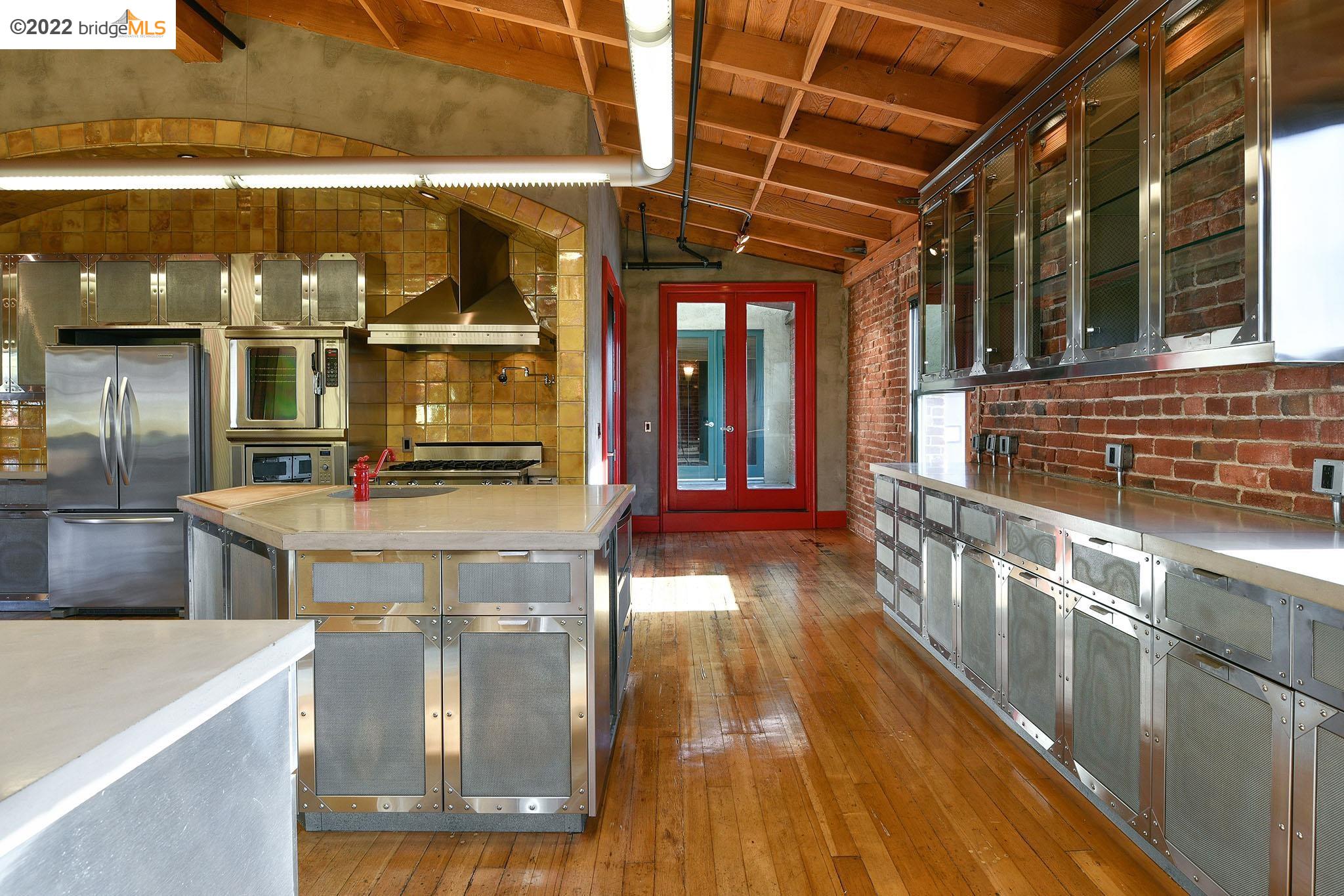 299 3rd Street, Unit 3RD F Oakland, CA 94607 - Photo 27 of 55