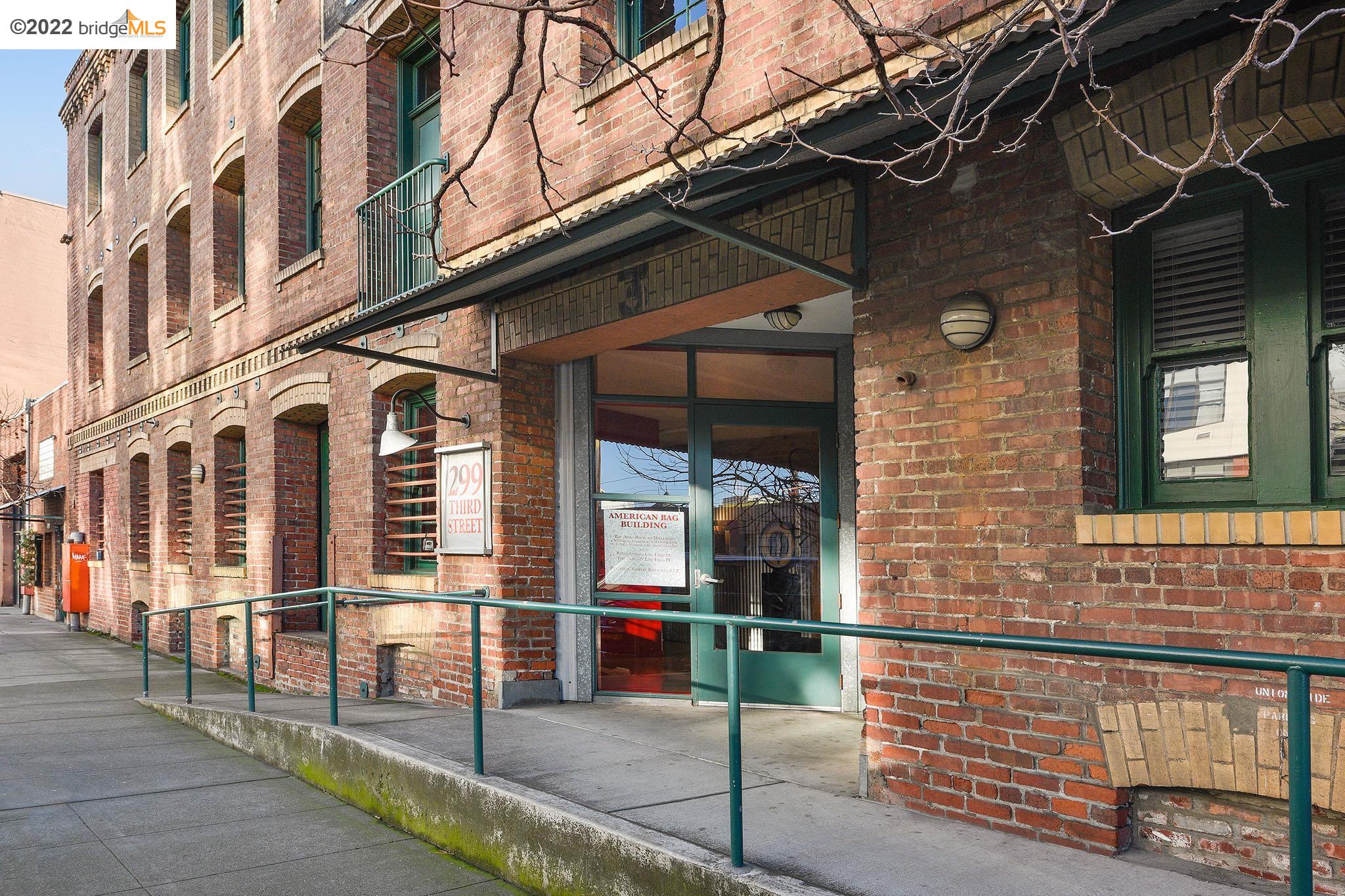 299 3rd Street, Unit 3RD F Oakland, CA 94607 - Photo 3 of 55