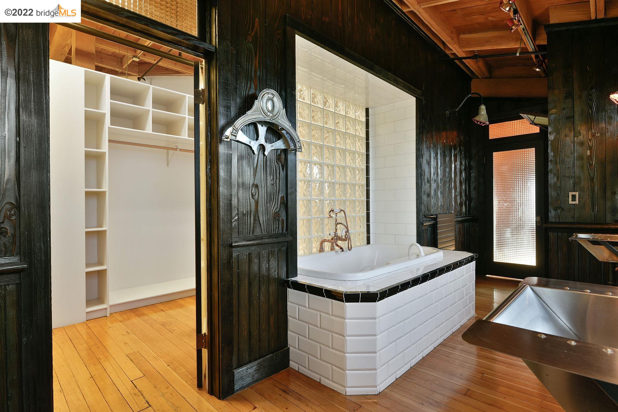 299 3rd Street, Unit 3RD F Oakland, CA 94607 - Photo 39 of 55