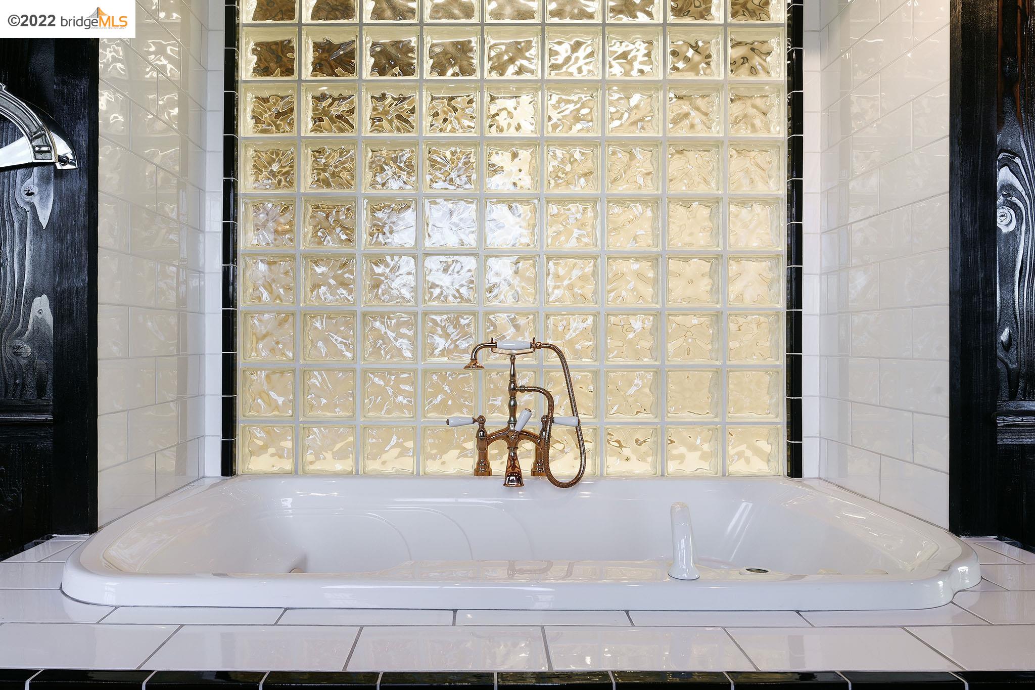 299 3rd Street, Unit 3RD F Oakland, CA 94607 - Photo 40 of 55