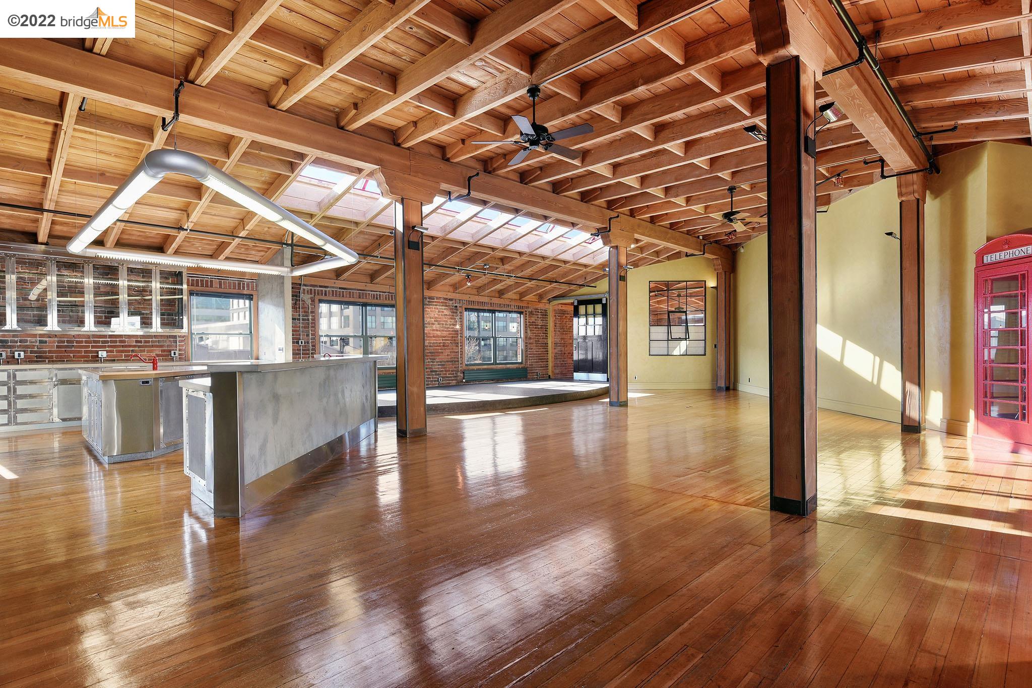 299 3rd Street, Unit 3RD F Oakland, CA 94607 - Photo 5 of 55