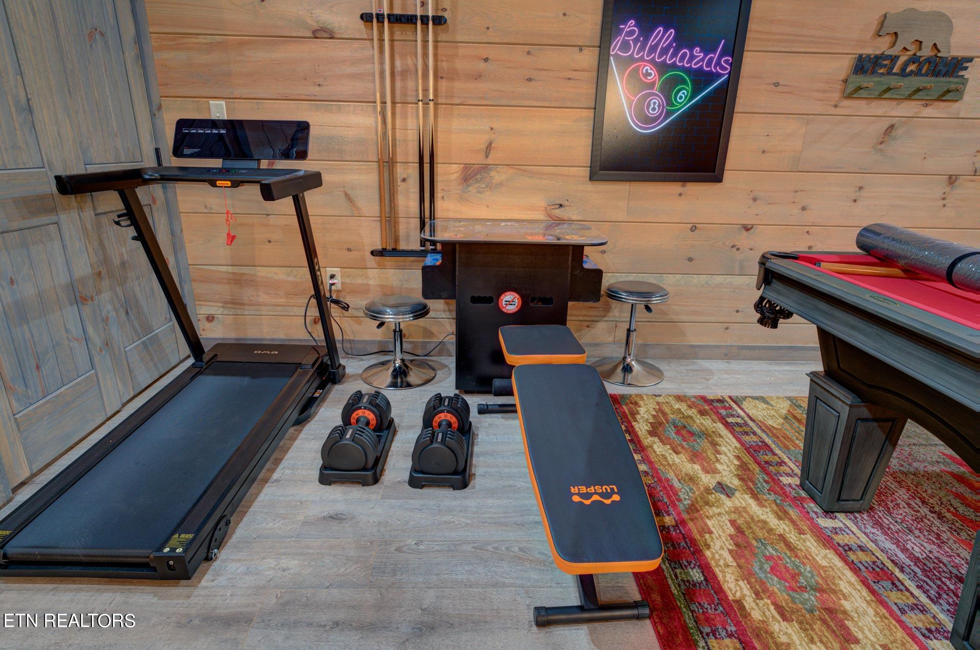 621 Big Bear Ridge Road Gatlinburg, TN 37738 - Photo 17 of 35 Loft 3