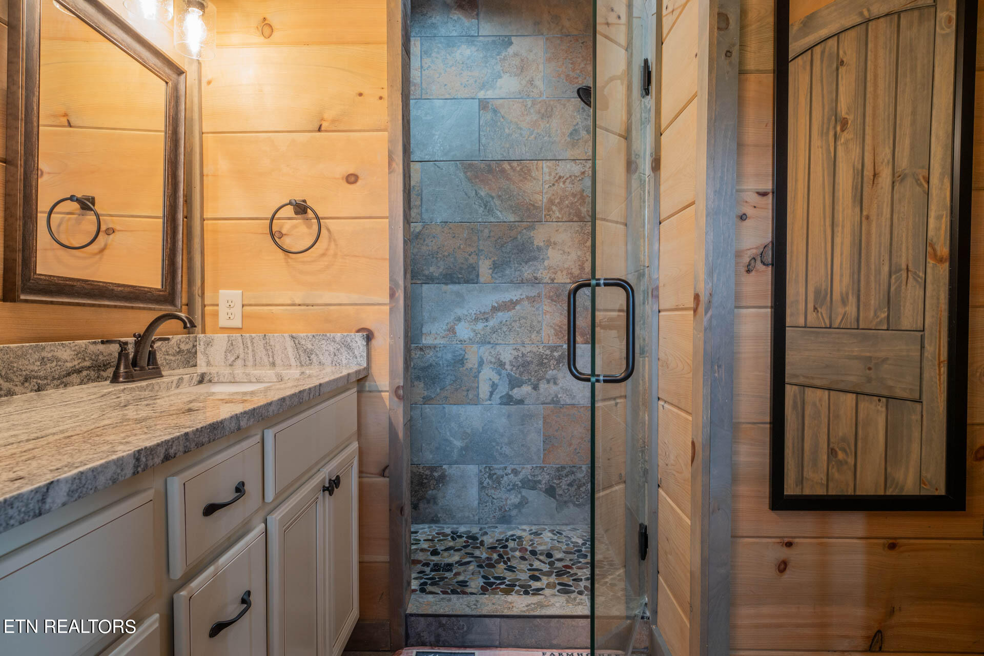 621 Big Bear Ridge Road Gatlinburg, TN 37738 - Photo 25 of 35 Bath 1