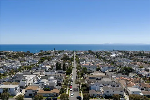 $3,150,000 | 716 1/2 Orchid Avenue, Corona del Mar, CA 92625