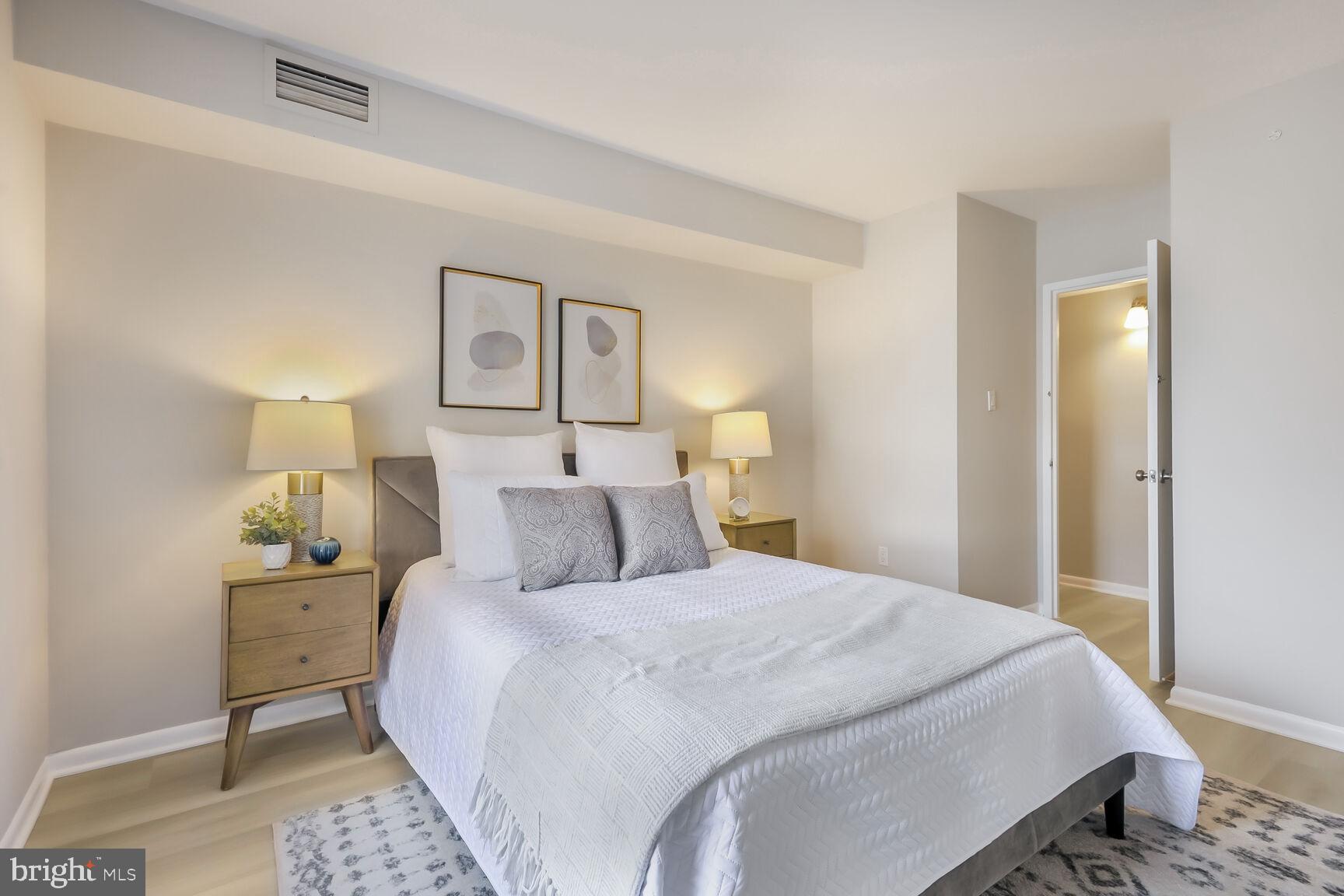 11658 Stoneview Square, Unit 12C Reston, VA 20191 - Photo 8 of 14 Gallery Image 8