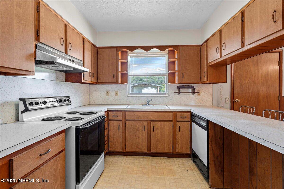 5257 Buck Rowe Road Macclenny, FL 32063 - Photo 14 of 51 Kitchen