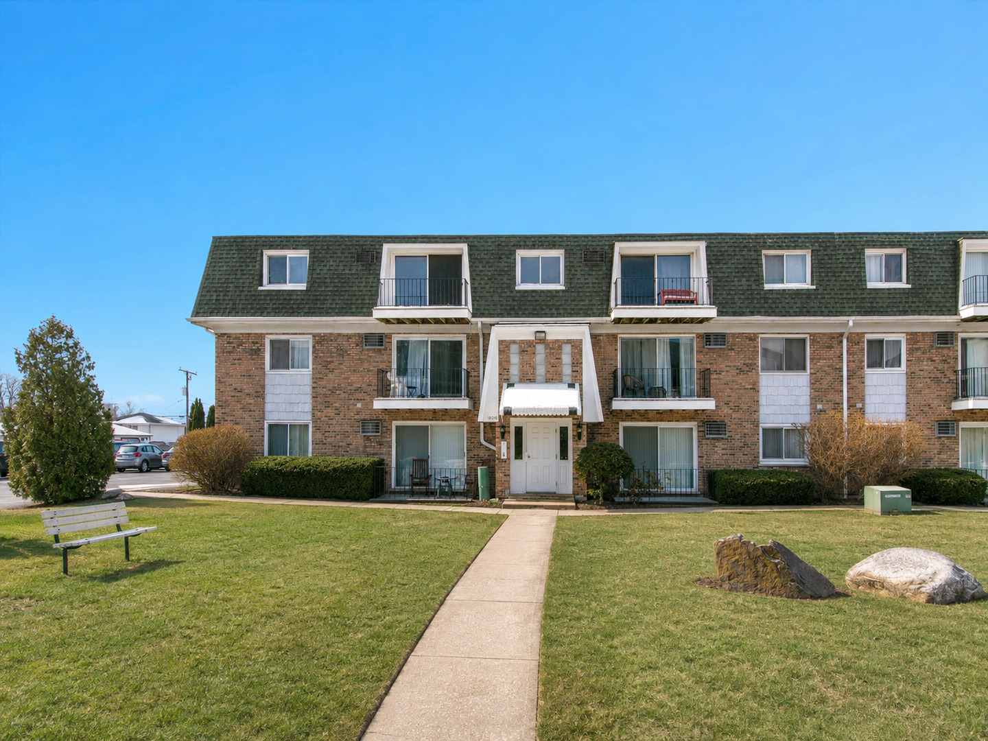 10310 Ridgeland Avenue, Unit 208 Chicago Ridge, IL 60415 - Photo 2 of 26