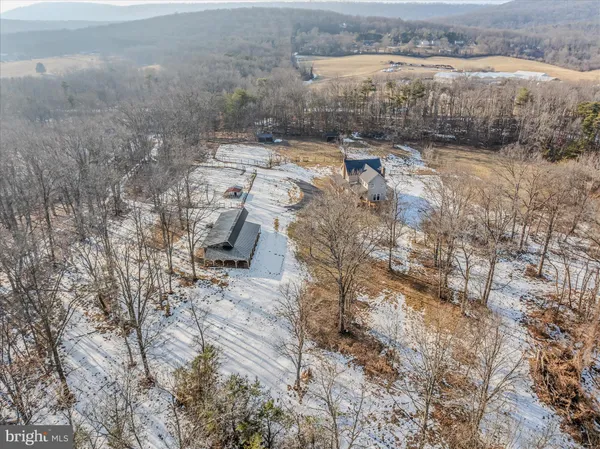$849,999 | 344 Tub Run Hollow Road, Hedgesville, WV 25427