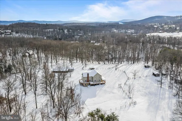 $849,999 | 344 Tub Run Hollow Road, Hedgesville, WV 25427